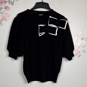 Urban Daizy Black Knit Top with Bow Accents - M